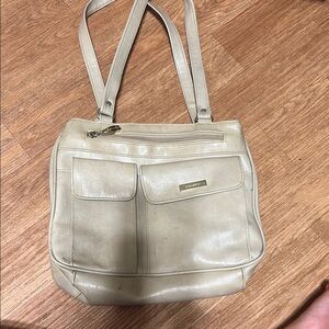 Stone Mountain Accessories Tan Shoulder Bag